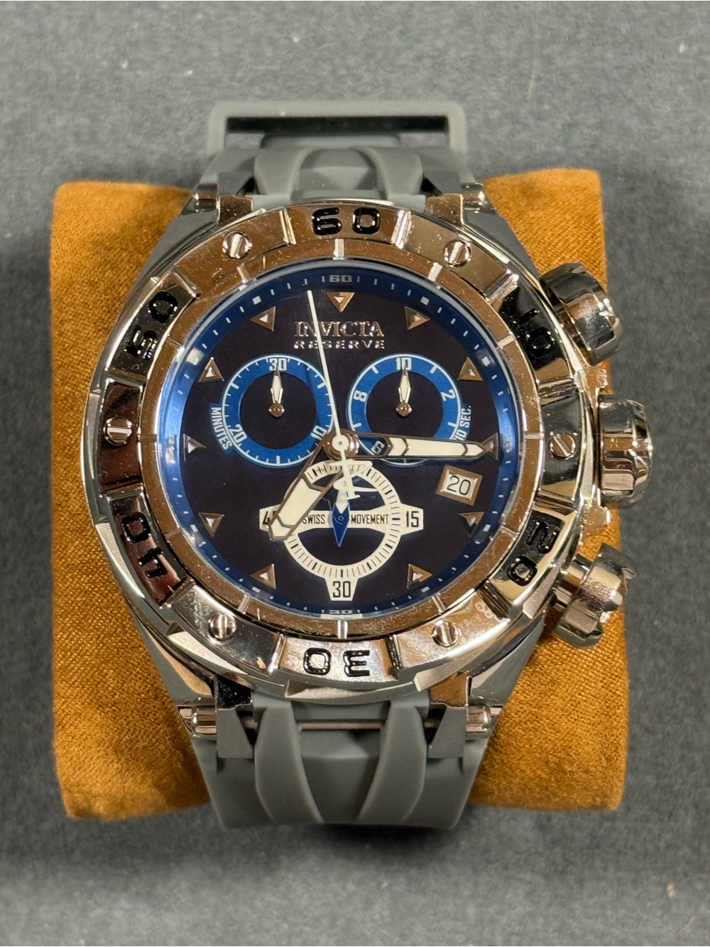 Invicta 45280 Ripsaw Blue Dial Chronograph with Silver-Tone Case